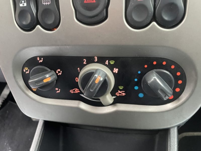 DACIA SANDERO 1.2 16V 75CH GPL   GARANTIE 3/12 MOIS 2011