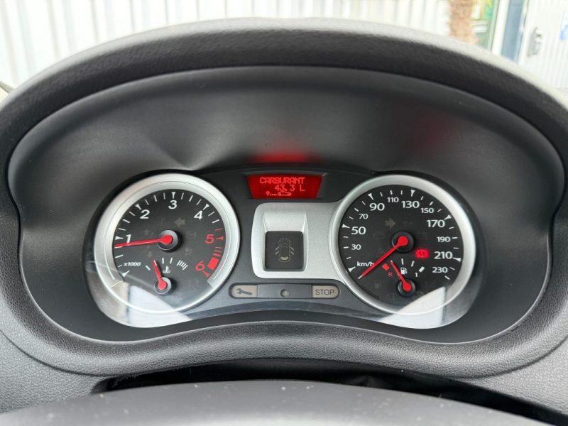 RENAULT CLIO III 1.5 DCI DYNAMIQUE 88CV GARANTIE 12 MOIS