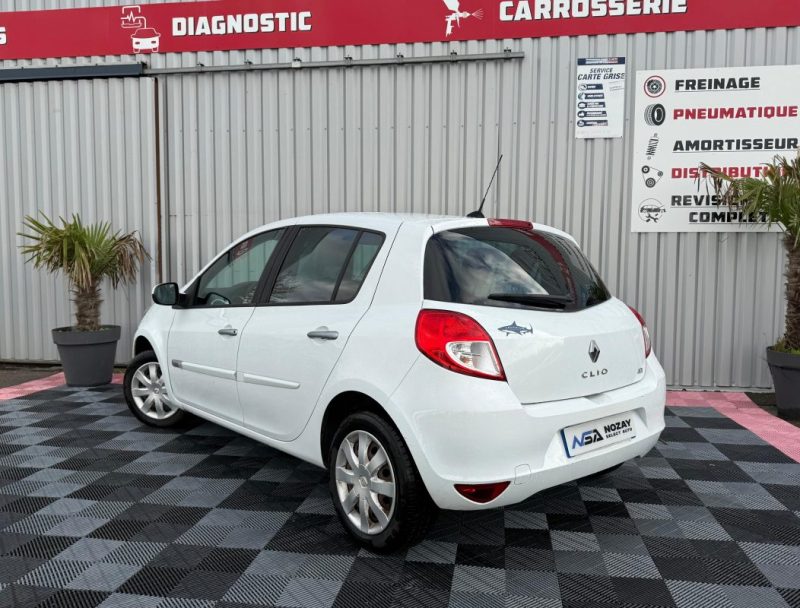 RENAULT CLIO III 1.5 DCI DYNAMIQUE 88CV GARANTIE 12 MOIS