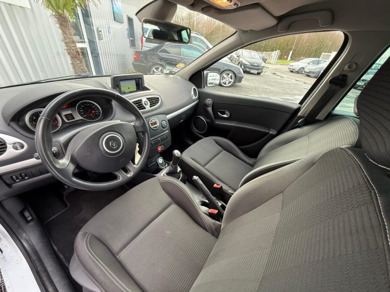 RENAULT CLIO III 1.5 DCI DYNAMIQUE 88CV GARANTIE 12 MOIS