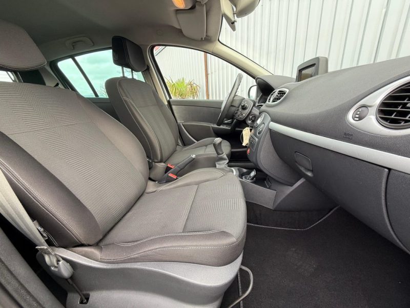 RENAULT CLIO III 1.5 DCI DYNAMIQUE 88CV GARANTIE 12 MOIS