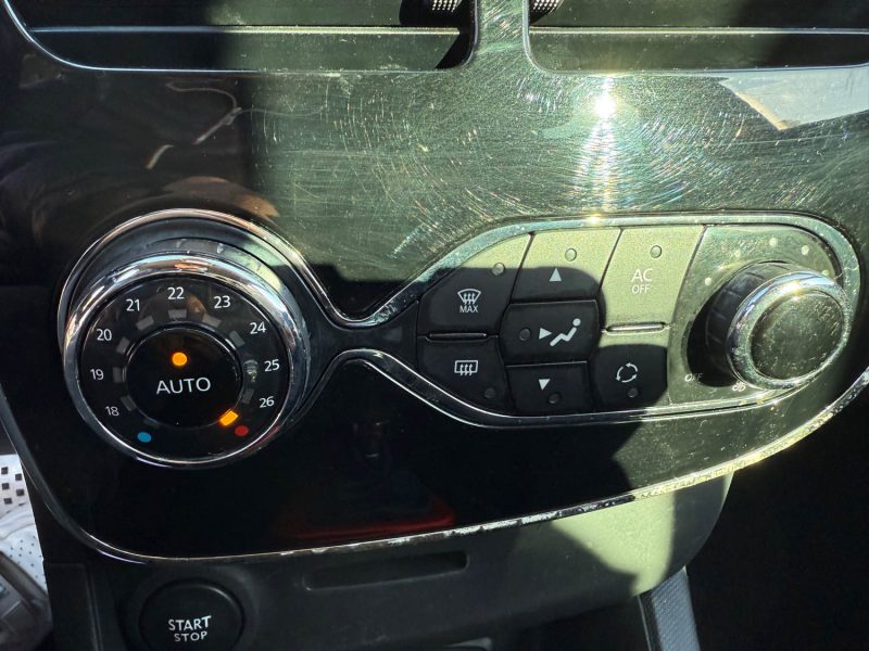 RENAULT CLIO IV 1.6 T 200CH RS EDC 117MKM