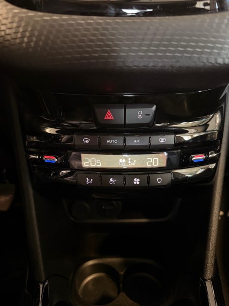 PEUGEOT 2008  1.6 BLUE HDI 120CH ALLURE - SUIVI DISPONIBLE - GARANTIE 12 MOIS