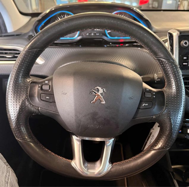 PEUGEOT 2008  1.6 BLUE HDI 120CH ALLURE - SUIVI DISPONIBLE - GARANTIE 12 MOIS