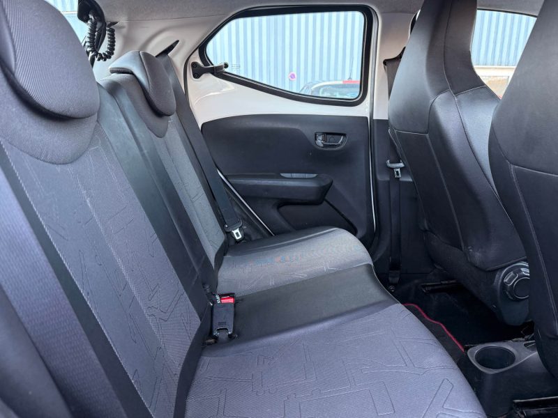 TOYOTA AYGO 2 1.0 VVTI X 69CH - 1ÈRE MAIN -  MOTEUR À CHAÎNE - GARANTIE 12 MOIS 