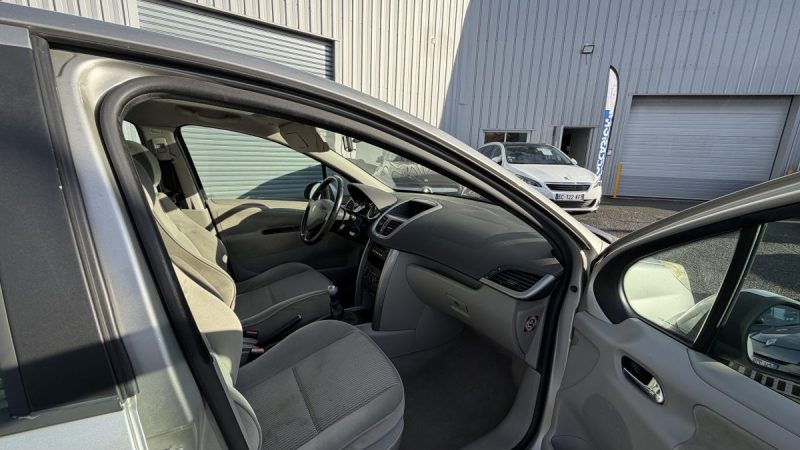 PEUGEOT 207 1.4 HDI  68CV  Garantie 