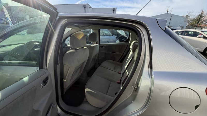 PEUGEOT 207 1.4 HDI  68CV  Garantie 
