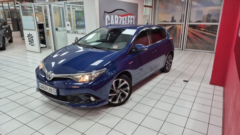 TOYOTA AURIS BERLINE HYBRIDE 136cv DESIGN/1 ERE MAIN/TVA RECUPERABLE