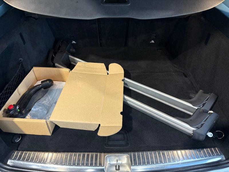 Mercedes C180 CDI 116ch 📋 Suivi Mercedes ✨ Toit ouvrant pano 🌅 Attelage 🔄 Garantie 🛡️