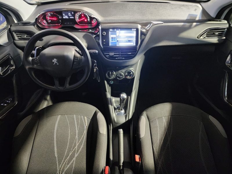 PEUGEOT 208 1.2 82Cv-ACTIVE-BVA-3P- 54 000 km