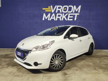 PEUGEOT 208 1.2 82Cv-ACTIVE-BVA-3P- 54 000 km