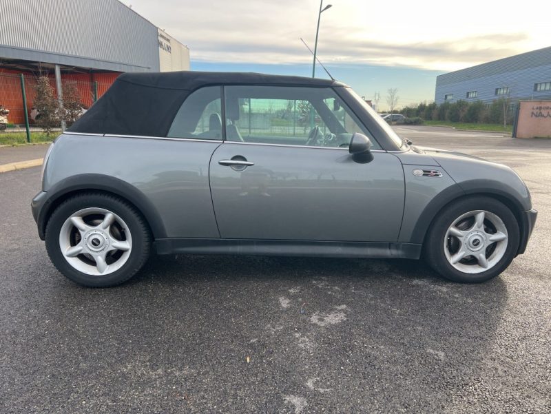 MINI COOPER S CABRIOLET 1.6 L 170 ch GPS, sièges chauffants, Harman Kardon