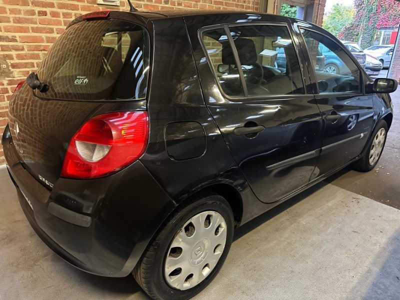RENAULT CLIO RIP CURL 1.5DCI 70 2007