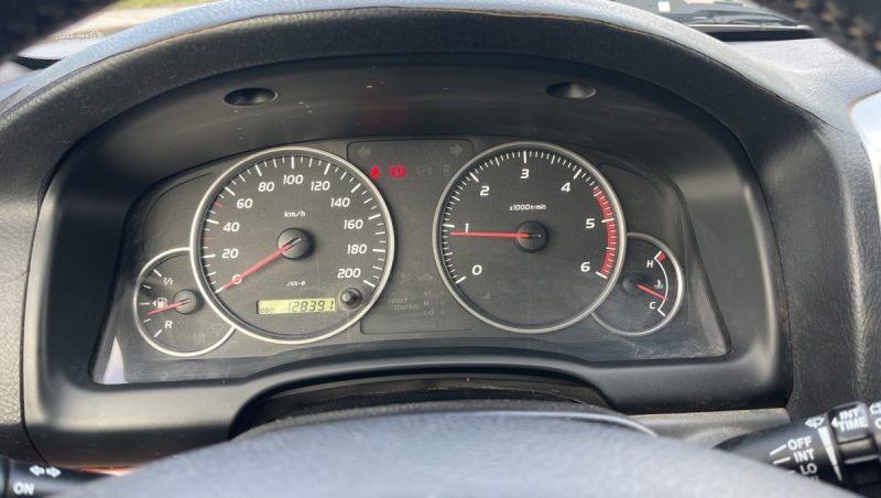 TOYOTA LAND CRUISER 3.0 L 165 ch D-4D 8 Places