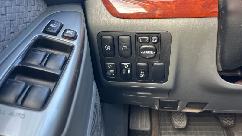 TOYOTA LAND CRUISER 3.0 L 165 ch D-4D 8 Places