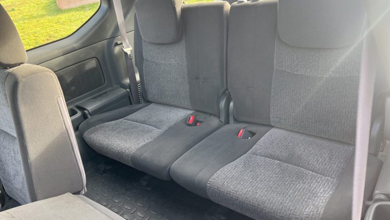 TOYOTA LAND CRUISER 3.0 L 165 ch D-4D 8 Places