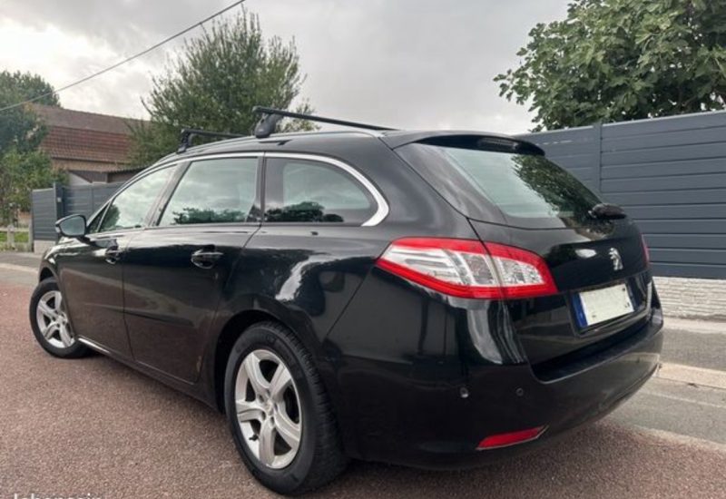 2nd main PEUGEOT 508  2015