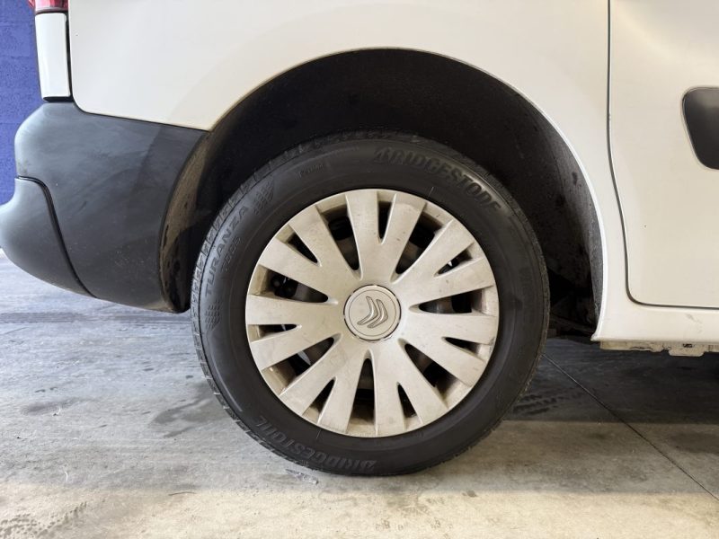 CITROEN BERLINGO 1.6 BlueHDI 100 CONFORT 3 PLACES / APPLE CARPLAY 