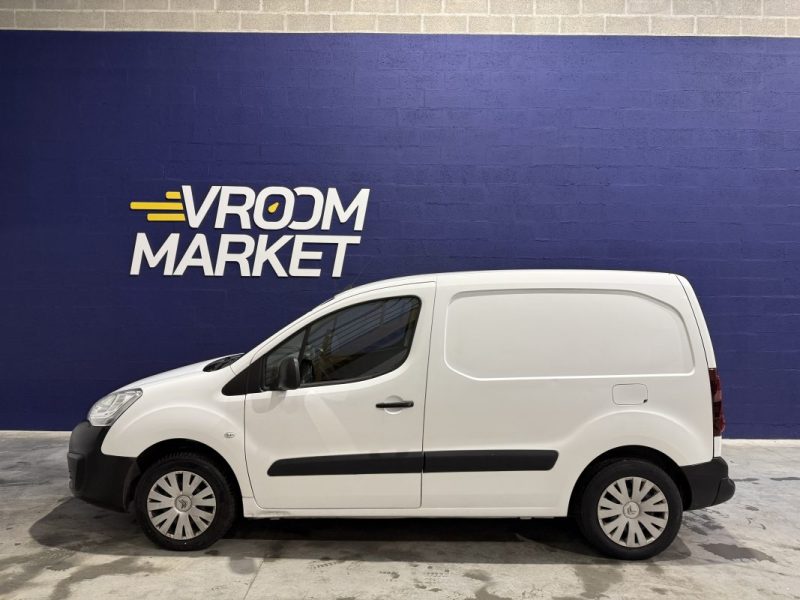 CITROEN BERLINGO 1.6 BlueHDI 100 CONFORT 3 PLACES / APPLE CARPLAY 