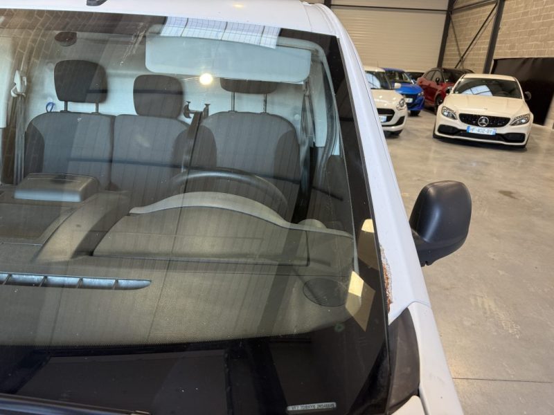CITROEN BERLINGO 1.6 BlueHDI 100 CONFORT 3 PLACES / APPLE CARPLAY 