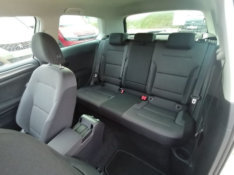 VOLKSWAGEN Golf 7 - 105ch essence