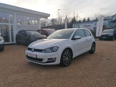 VOLKSWAGEN Golf 7 - 105ch essence