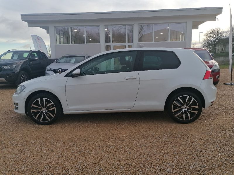 VOLKSWAGEN Golf 7 - 105ch essence
