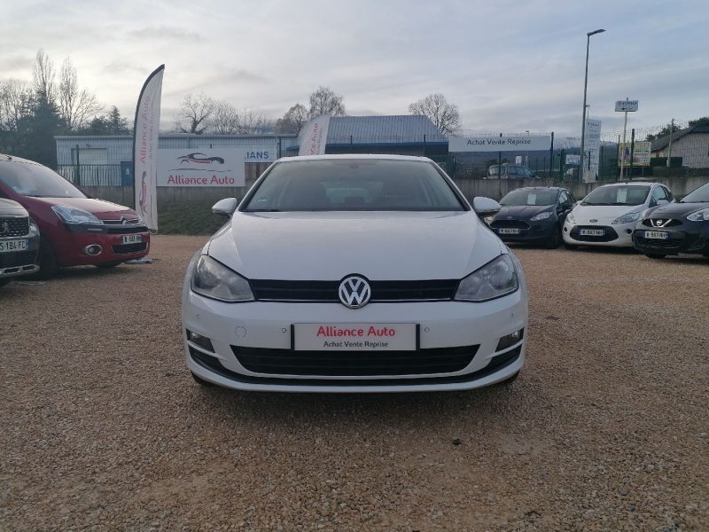VOLKSWAGEN Golf 7 - 105ch essence