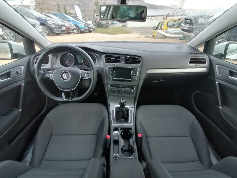 VOLKSWAGEN Golf 7 - 105ch essence