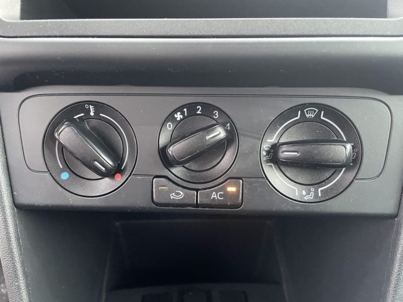 VOLKSWAGEN POLO 1.2 TDI 75CH  5P   GARANTIE 3/12 MOIS 2013