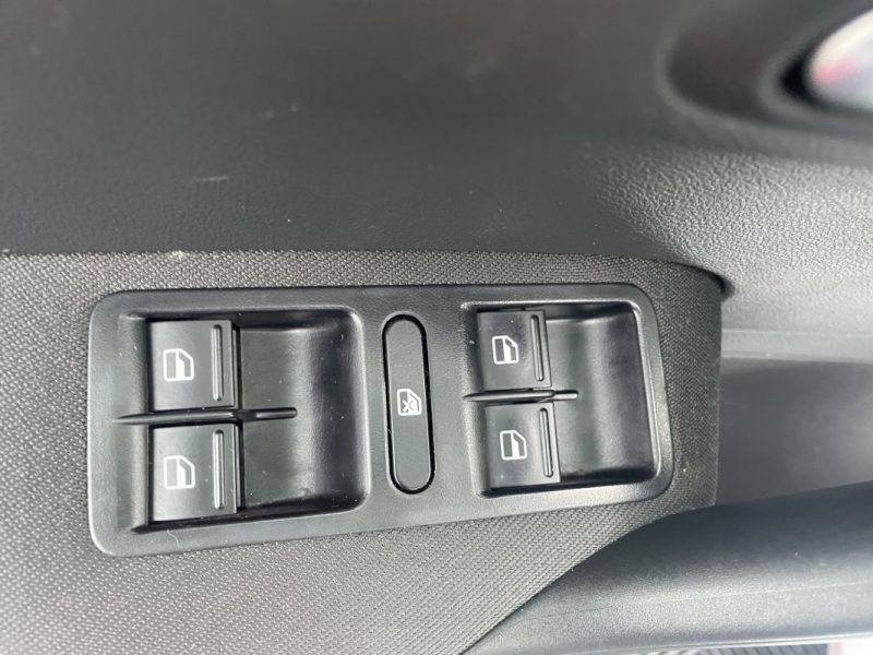 VOLKSWAGEN POLO 1.2 TDI 75CH  5P   GARANTIE 3/12 MOIS 2013