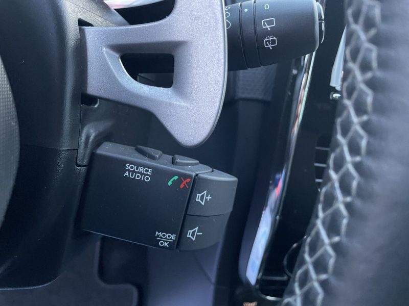 RENAULT CLIO 1.2 TCE 120CH INTENS EDC ECO² 2014