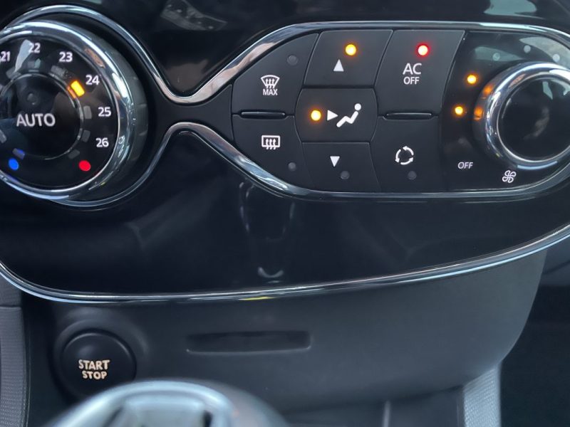 RENAULT CLIO 1.2 TCE 120CH INTENS EDC ECO² 2014