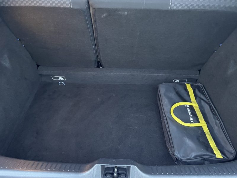 RENAULT CLIO 1.2 TCE 120CH INTENS EDC ECO² 2014