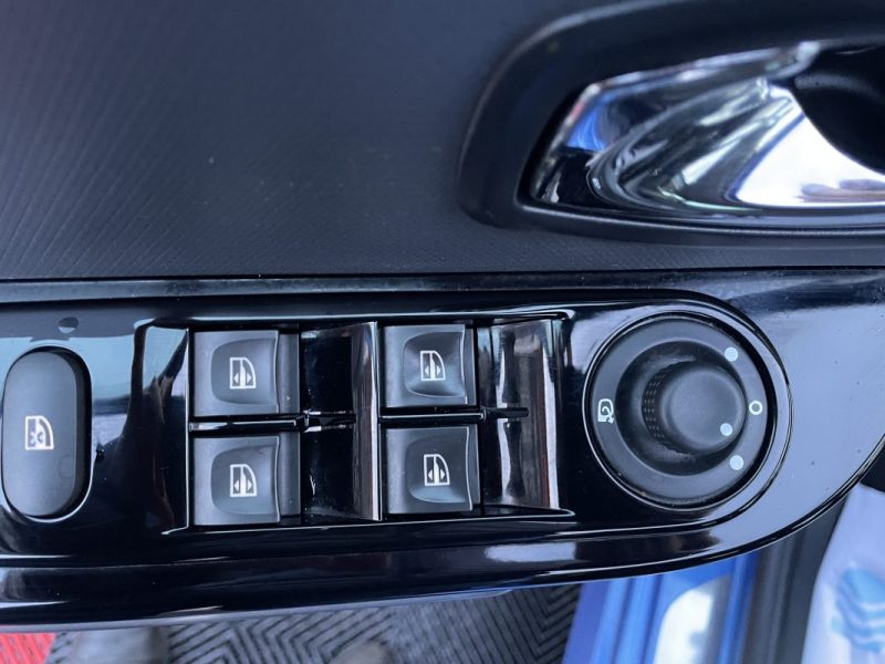 RENAULT CLIO 1.2 TCE 120CH INTENS EDC ECO² 2014