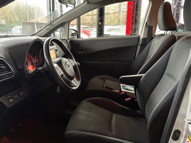 Toyota Verso S 1.4 D4D 90ch 🚗 1ère main 📋 Clim ❄️ Reprise 🔄 Garantie 🛡️