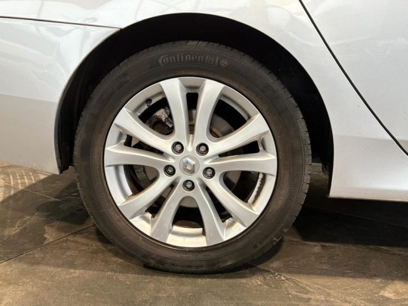 Renault Latitude 2.0 dCi 150ch 🚗 1ère main 📋 Toit ouvrant pano 🌅 Reprise 🔄 Garantie 🛡️