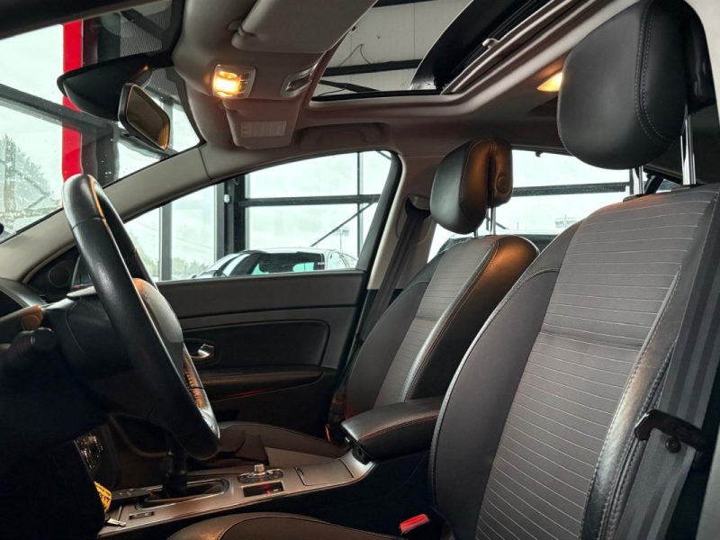 Renault Latitude 2.0 dCi 150ch 🚗 1ère main 📋 Toit ouvrant pano 🌅 Reprise 🔄 Garantie 🛡️