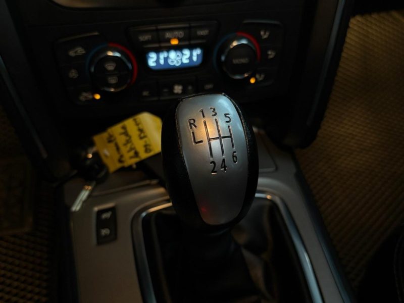 Renault Latitude 2.0 dCi 150ch 🚗 1ère main 📋 Toit ouvrant pano 🌅 Reprise 🔄 Garantie 🛡️