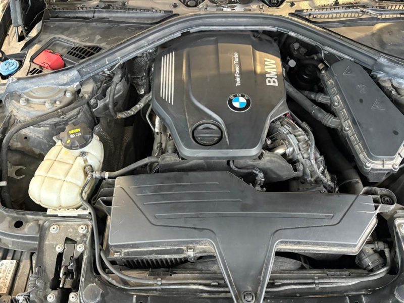 BMW Série 3 Touring 2.0D 190ch 🚗 Sportline ✨ Suivi 📋 Attelage 🔗 Reprise 🔄 Garantie 🛡️