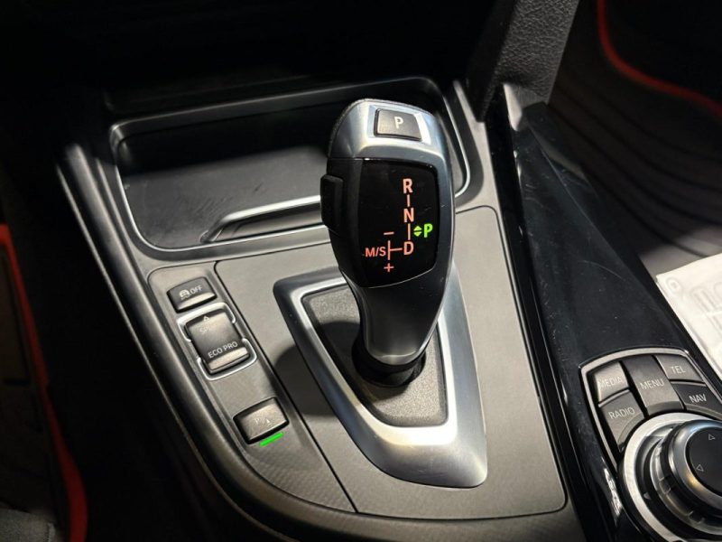 BMW Série 3 Touring 2.0D 190ch 🚗 Sportline ✨ Suivi 📋 Attelage 🔗 Reprise 🔄 Garantie 🛡️