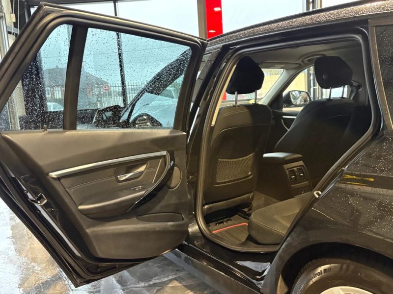 BMW Série 3 Touring 2.0D 190ch 🚗 Sportline ✨ Suivi 📋 Attelage 🔗 Reprise 🔄 Garantie 🛡️