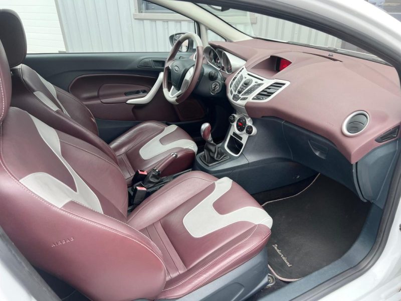 FORD FIESTA 1.25i 82CV PACK ST Line