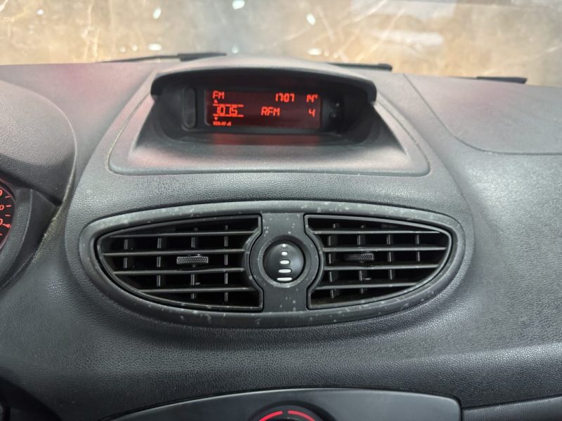 RENAULT CLIO III AUTHENTIQUE 1.5DCI 70 2010