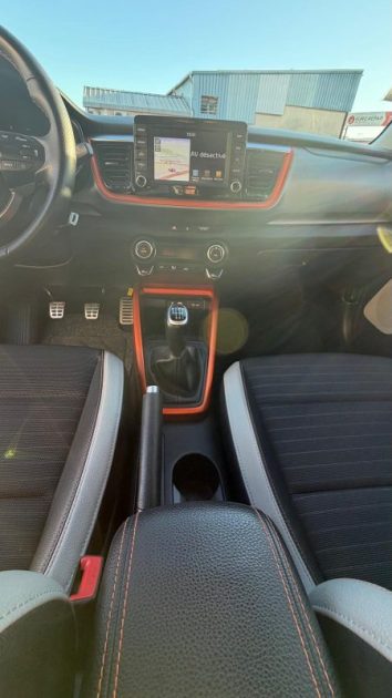 KIA STONIC 1.0 T-GDI 120CH ISG DESIGN EURO6D-T 2018