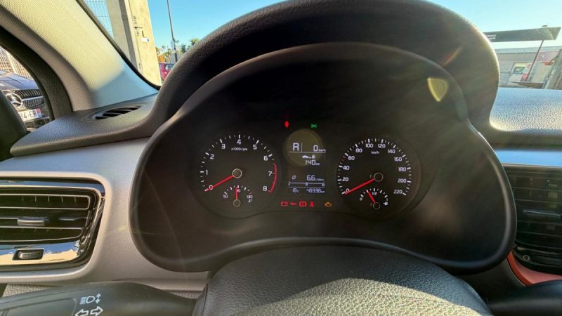 KIA STONIC 1.0 T-GDI 120CH ISG DESIGN EURO6D-T 2018