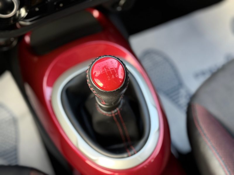 NISSAN JUKE 1.2 DIG-T 115ch ACENTA – 1ère Main – GPS – Caméra Recul – Clim Auto – Révisé & Garantie