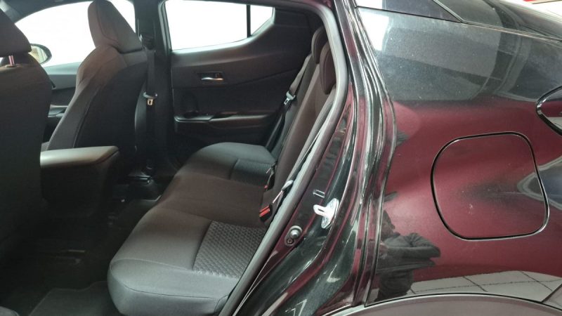 TOYOTA C-HR SUV HYBRIDES 122cv DYNAMIC BUSINESS/1 ERE MAIN/TVA RECUPERABLE