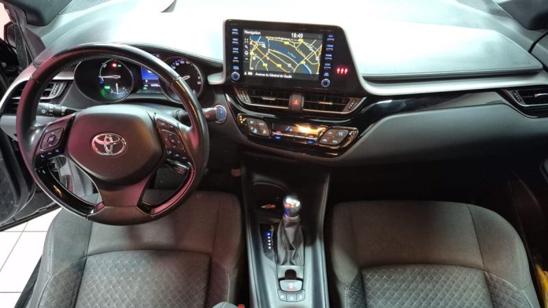 TOYOTA C-HR SUV HYBRIDES 122cv DYNAMIC BUSINESS/1 ERE MAIN/TVA RECUPERABLE