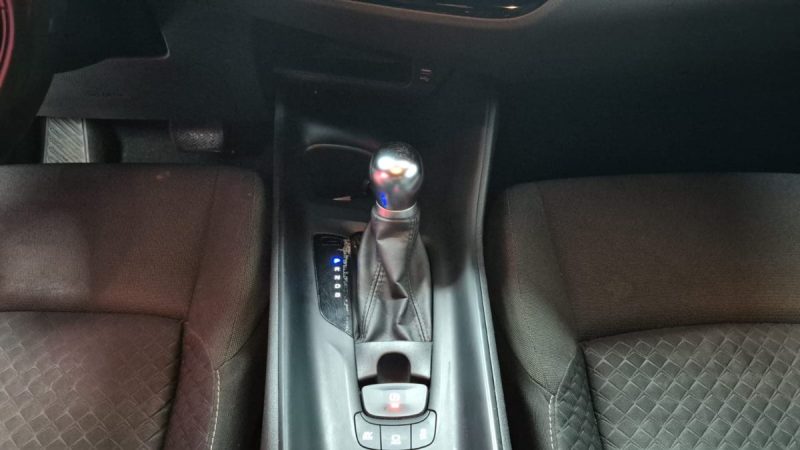 TOYOTA C-HR SUV HYBRIDES 122cv DYNAMIC BUSINESS/1 ERE MAIN/TVA RECUPERABLE